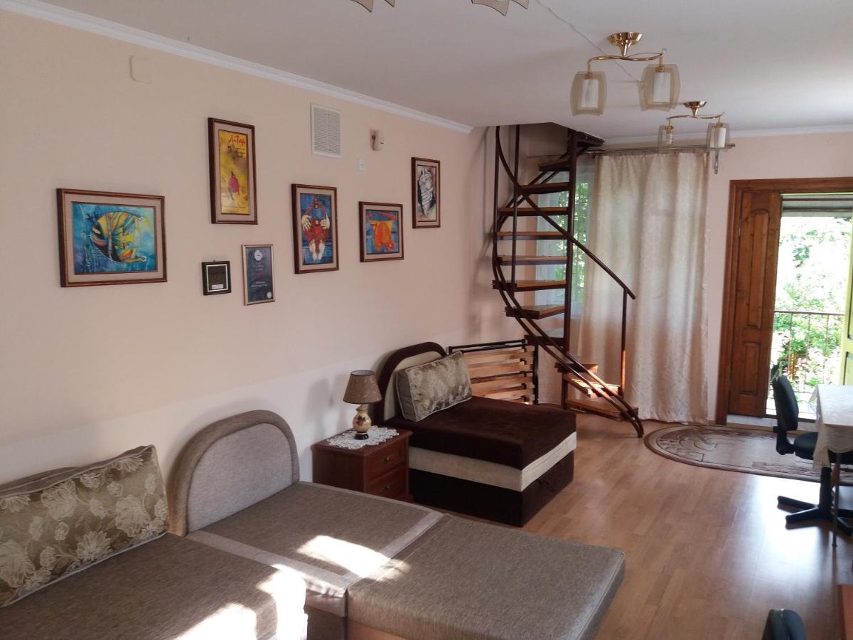 "Arttrakt" Lviv Exterior photo