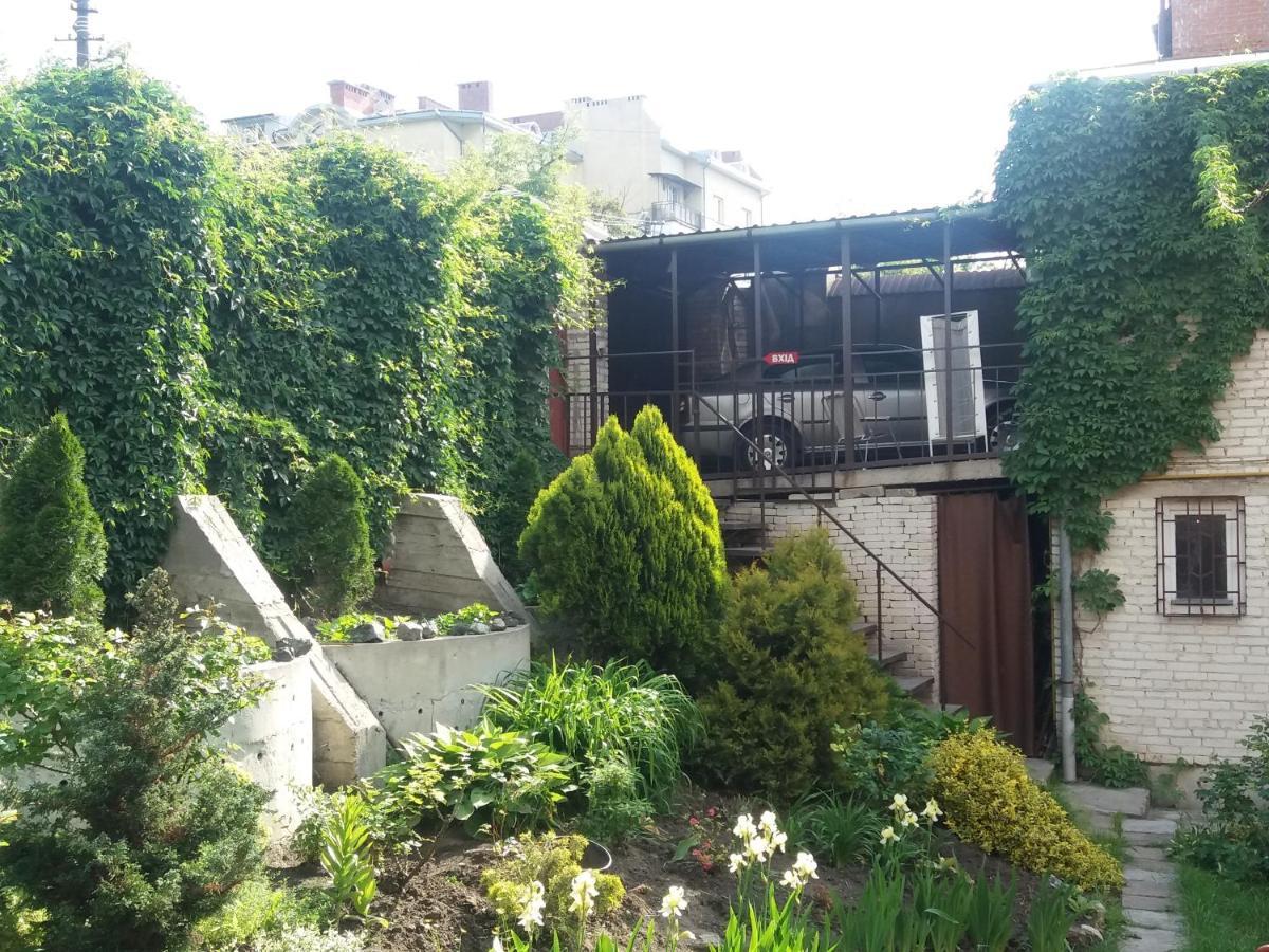"Arttrakt" Lviv Exterior photo